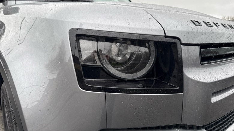 Land Rover Defender 90 Diesel 3.0 D250 Hard Top SE Auto